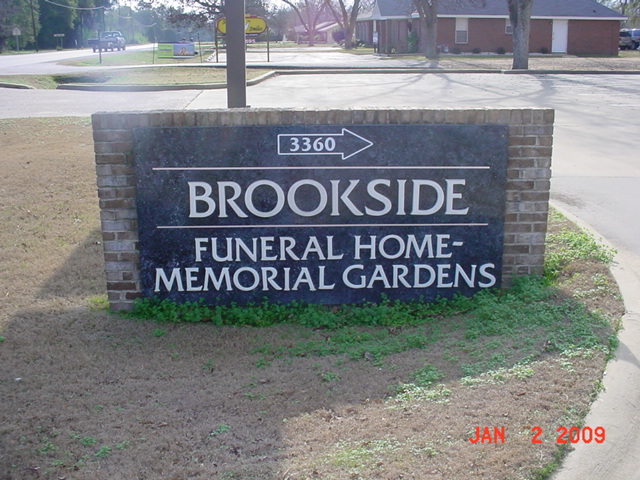 Brookside Memorial Gardens